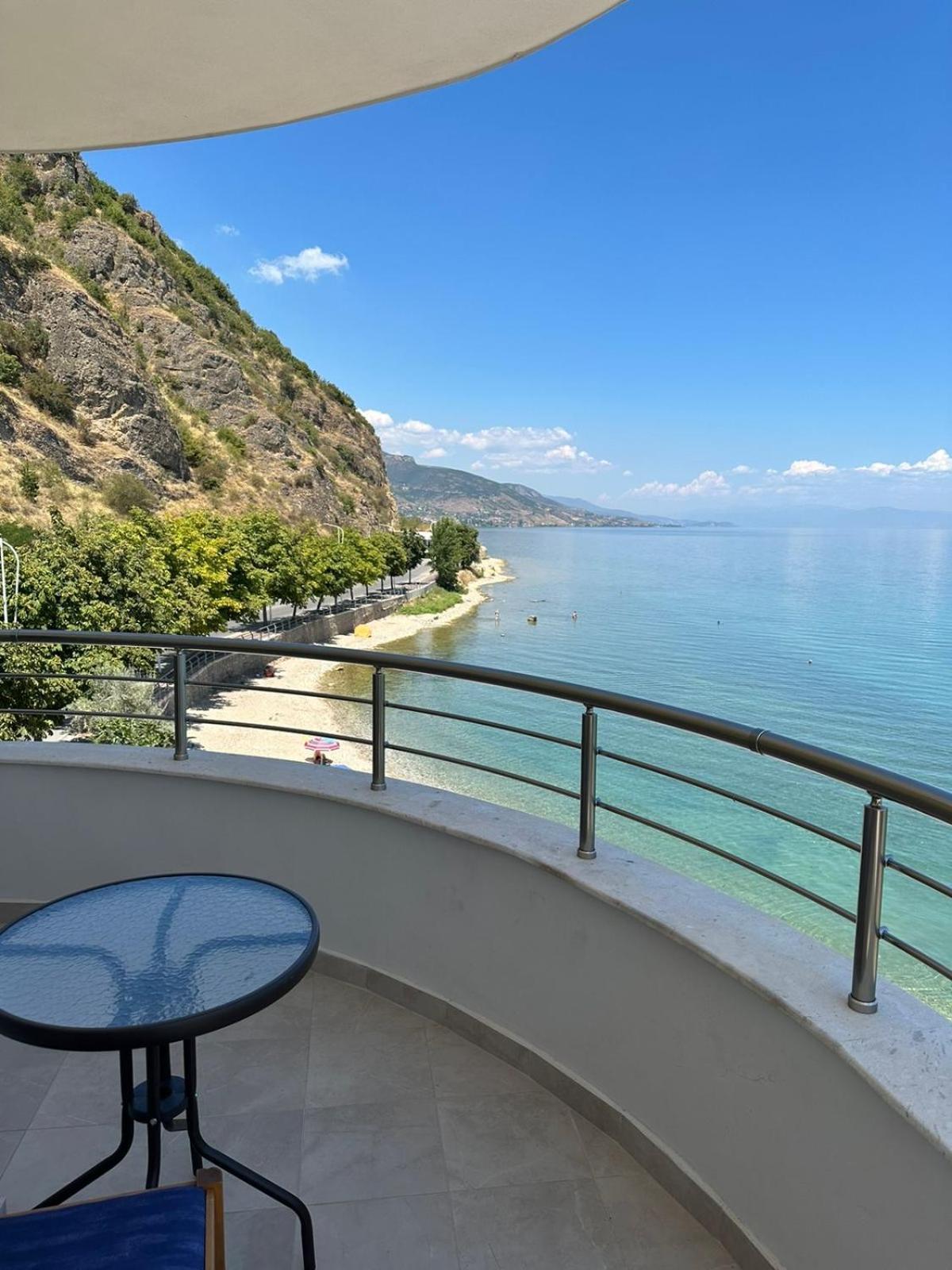 Hotel Demoli Pogradec Eksteriør bilde
