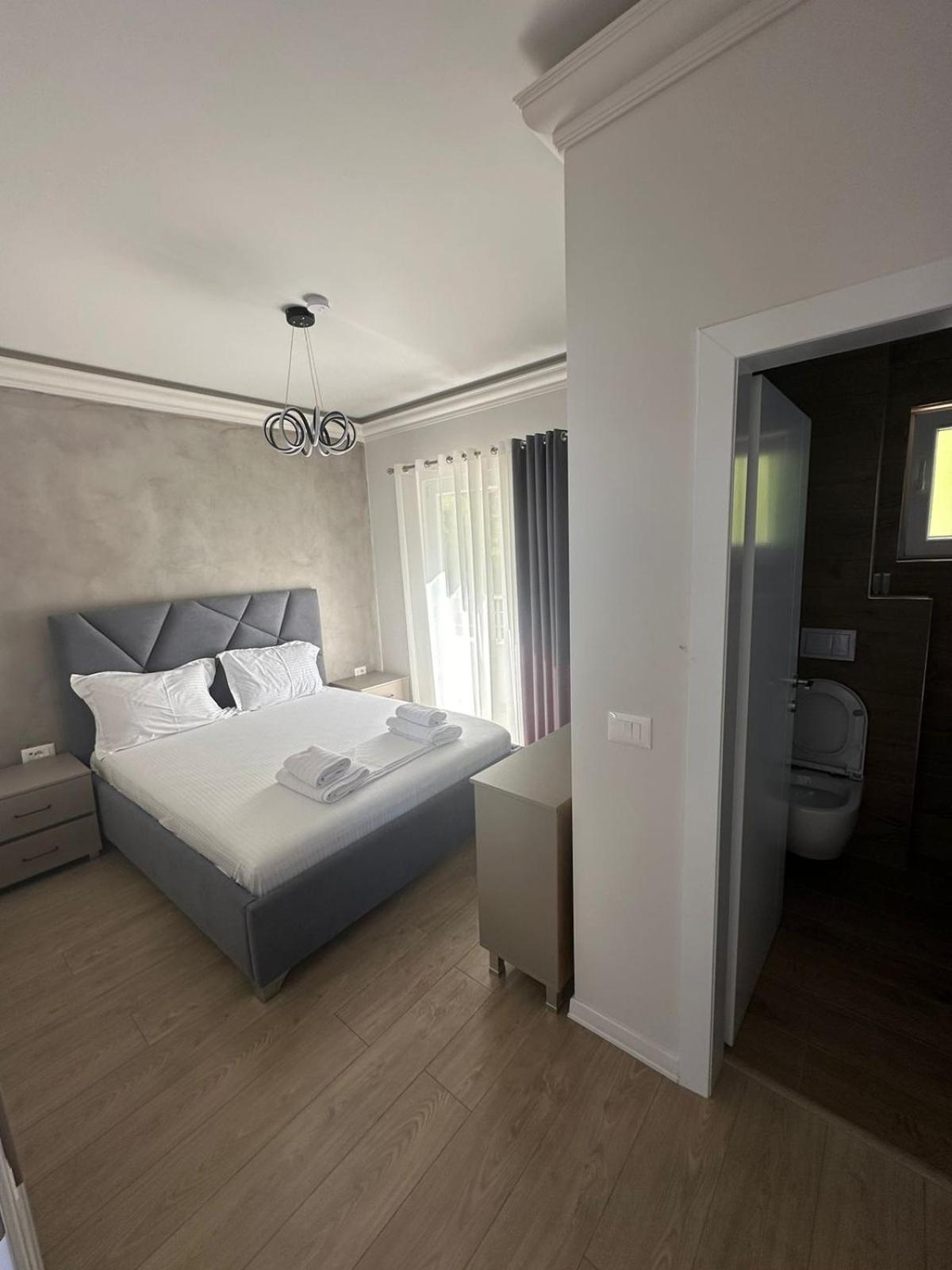Hotel Demoli Pogradec Eksteriør bilde