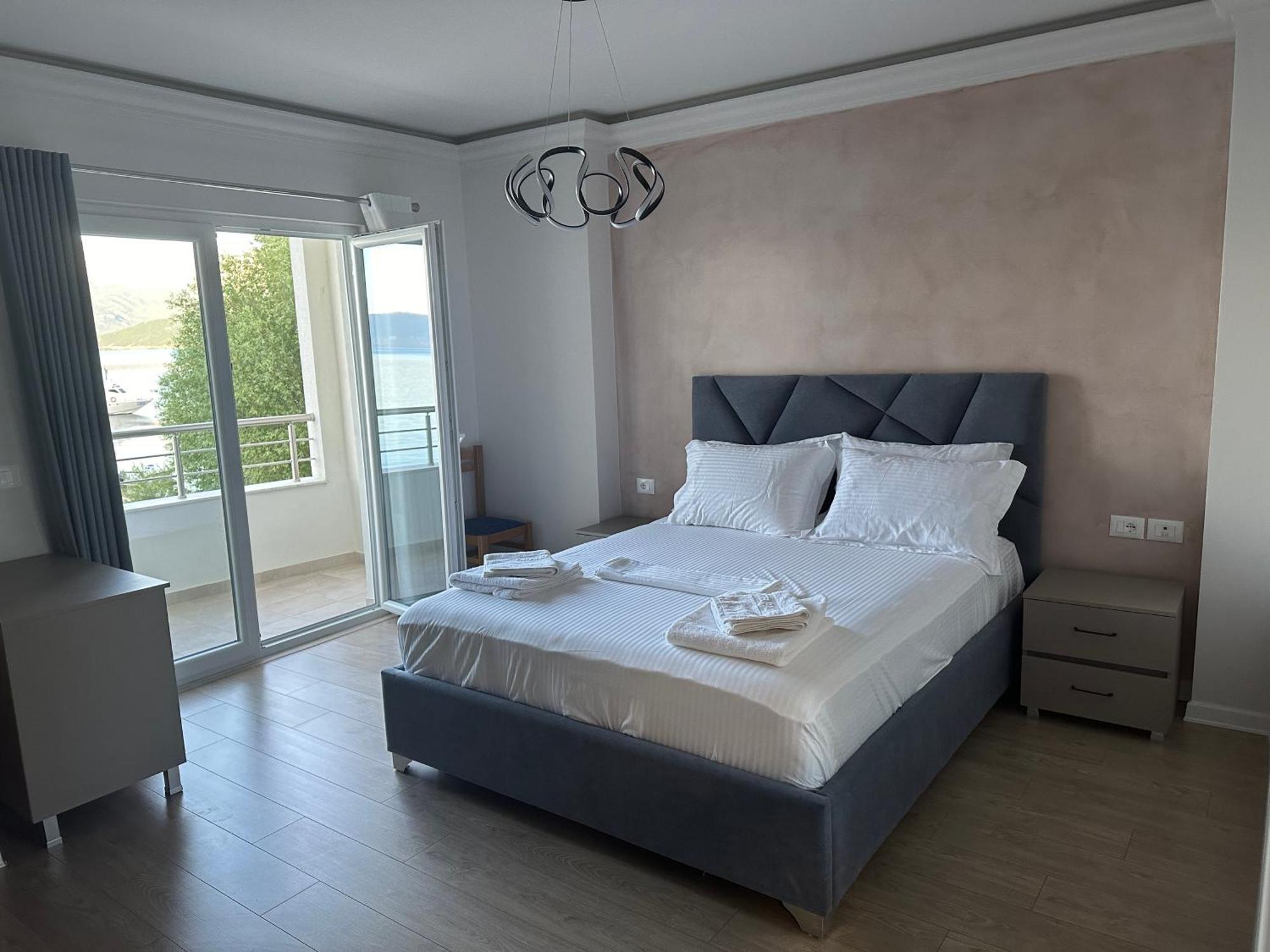 Hotel Demoli Pogradec Eksteriør bilde