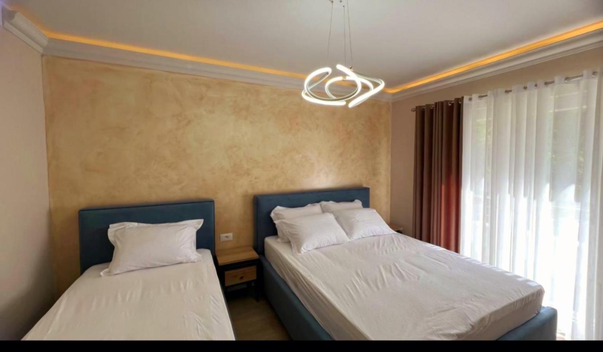Hotel Demoli Pogradec Eksteriør bilde