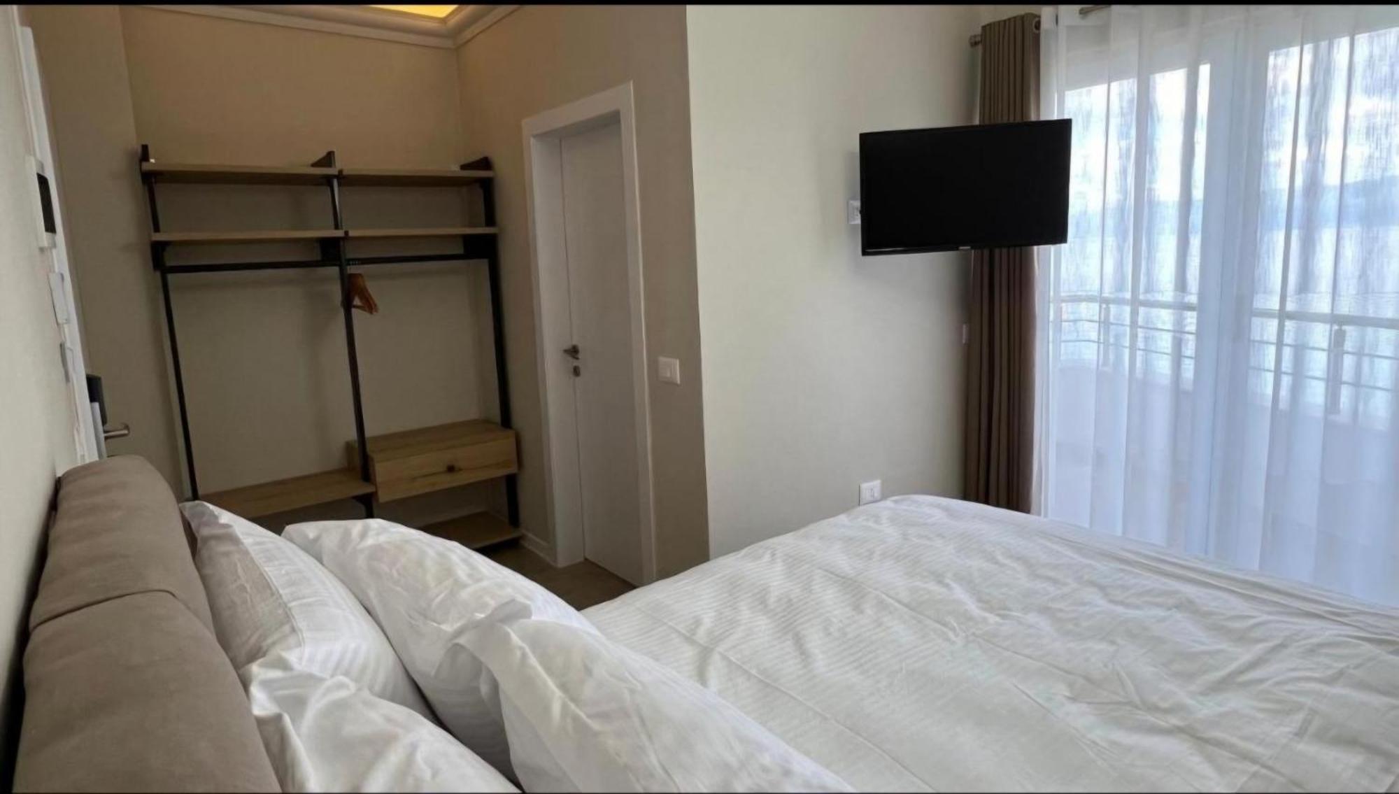 Hotel Demoli Pogradec Eksteriør bilde
