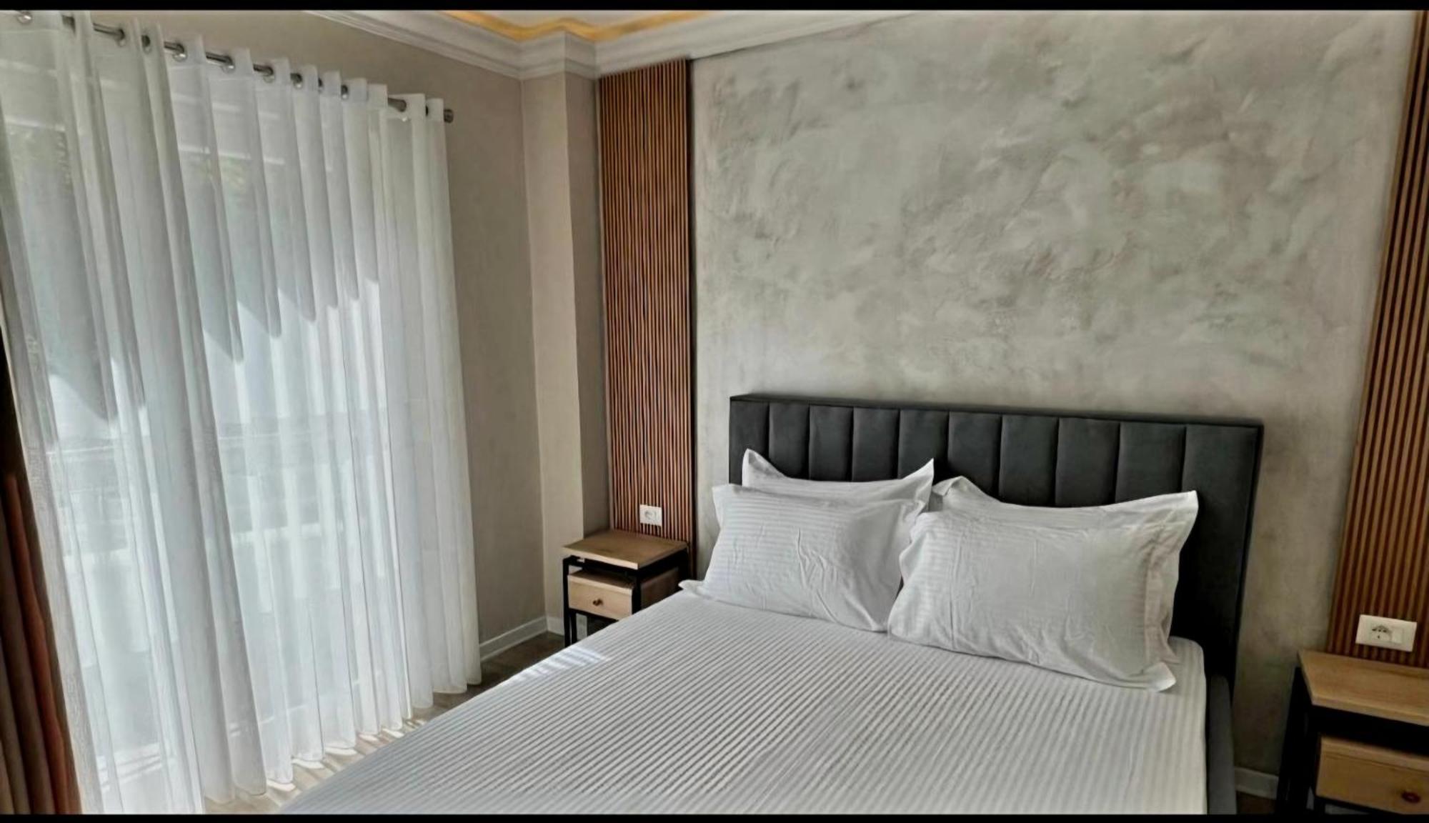 Hotel Demoli Pogradec Eksteriør bilde